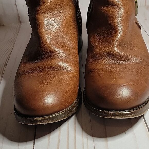 Frye  Molly D Ring Short Boot Booties - Picture 4 of 13